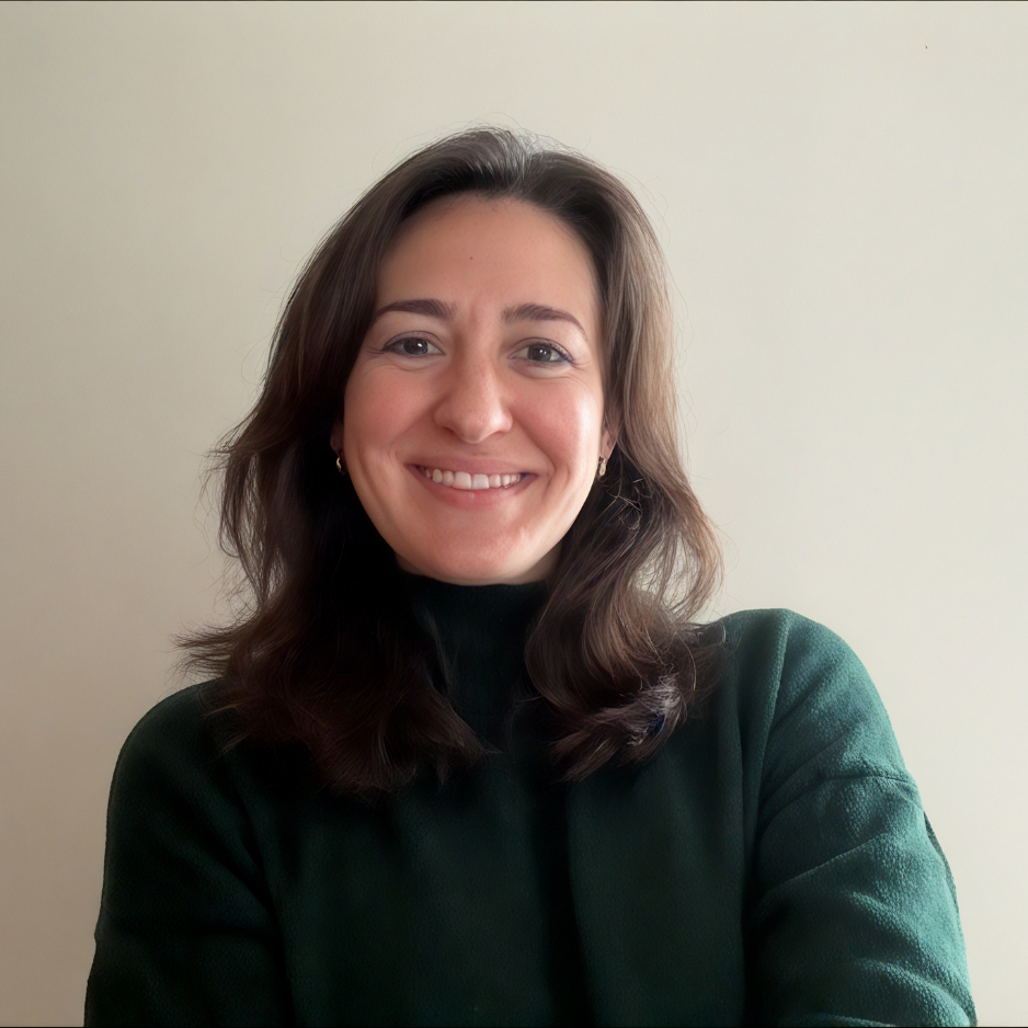 Nicole Nicholson Headshot