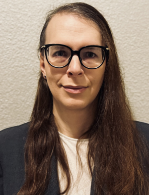 Kara Taylor Headshot