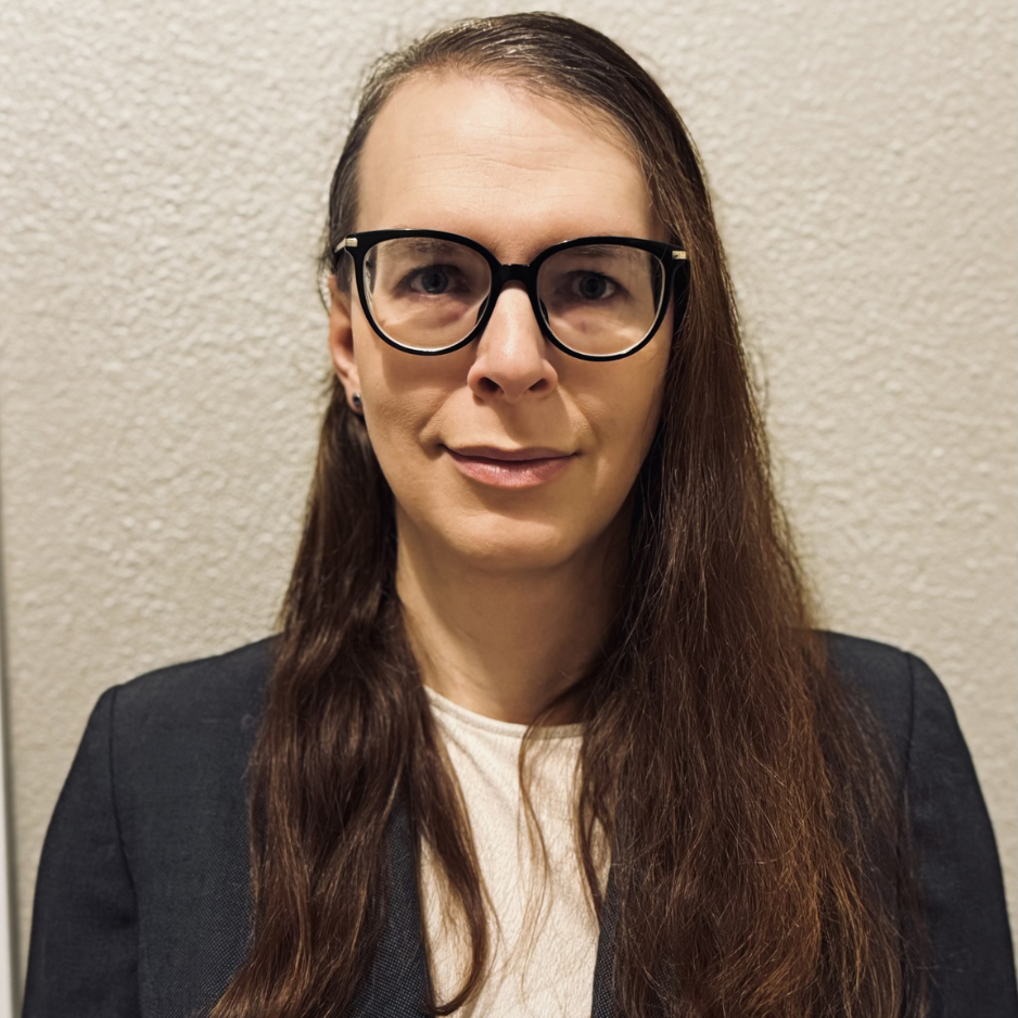 Kara Taylor Headshot